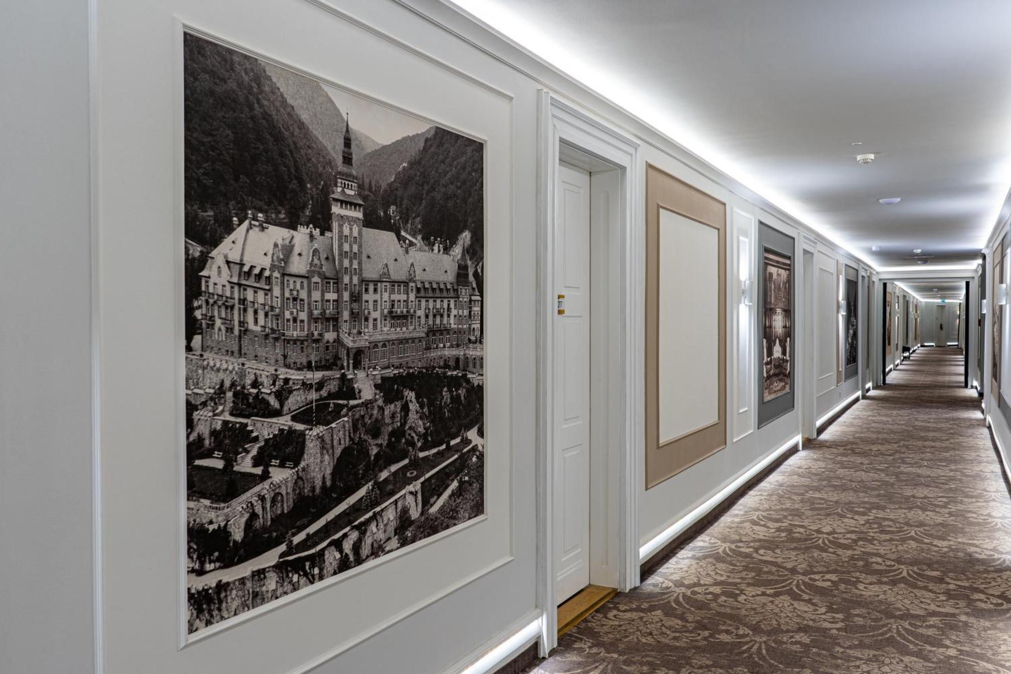 Hotel Palota ลิลลาฟือแร็ด ภายนอก รูปภาพ